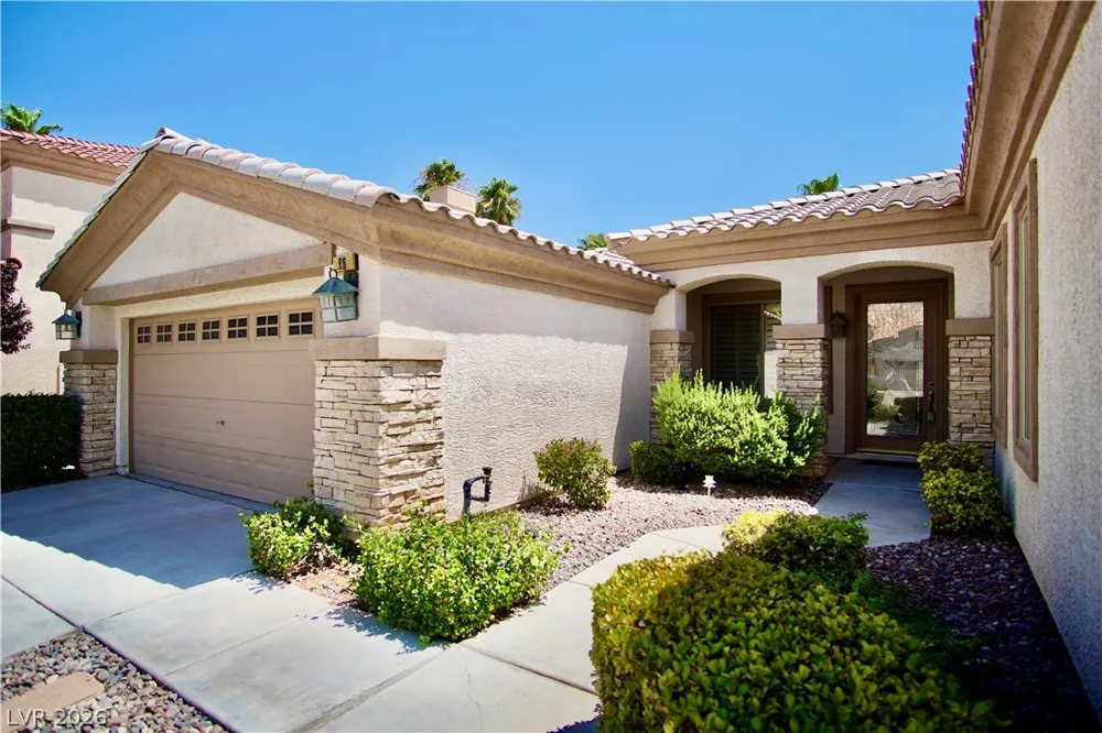 66 Sunset Bay Street Las Vegas, NV 89148