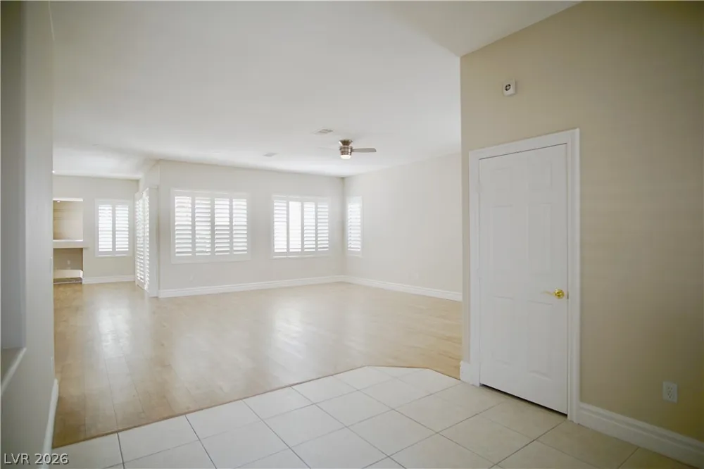 66 Sunset Bay Street Las Vegas, NV 89148