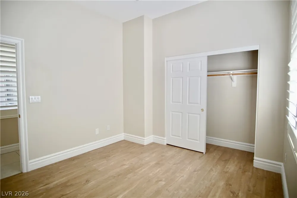 66 Sunset Bay Street Las Vegas, NV 89148