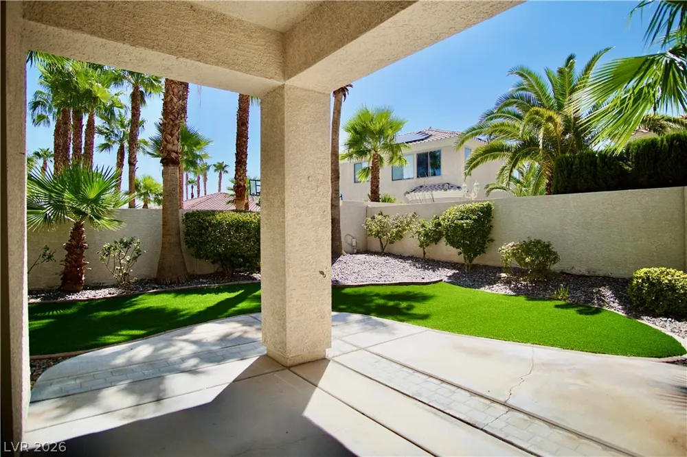 66 Sunset Bay Street Las Vegas, NV 89148