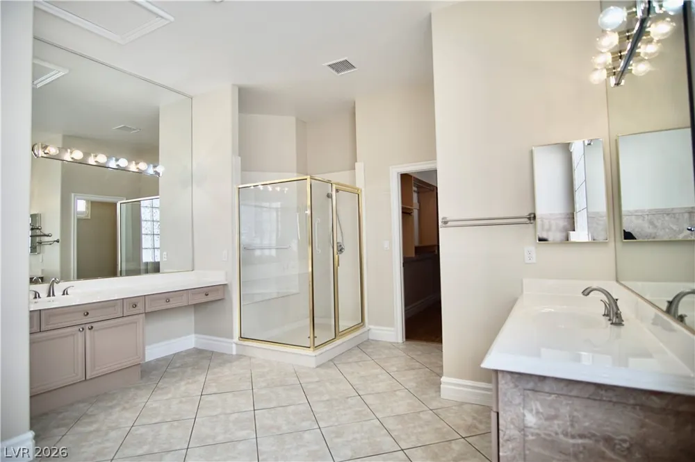 66 Sunset Bay Street Las Vegas, NV 89148
