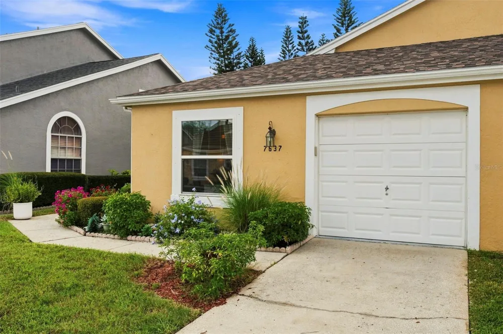 7637 BALHARBOUR DRIVE New Port Richey, FL 34653