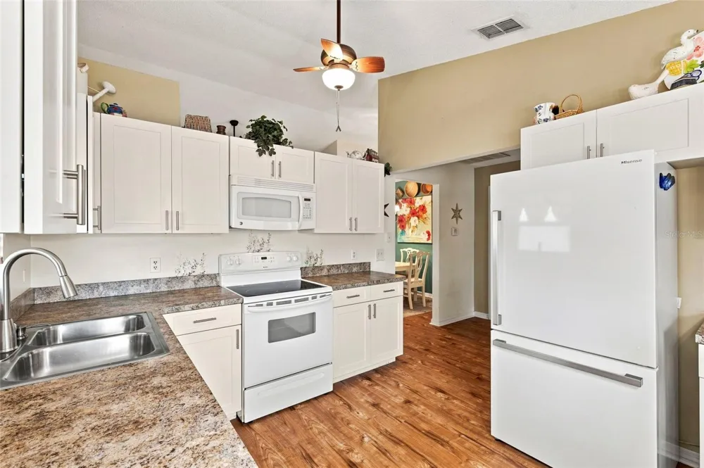 7637 BALHARBOUR DRIVE New Port Richey, FL 34653
