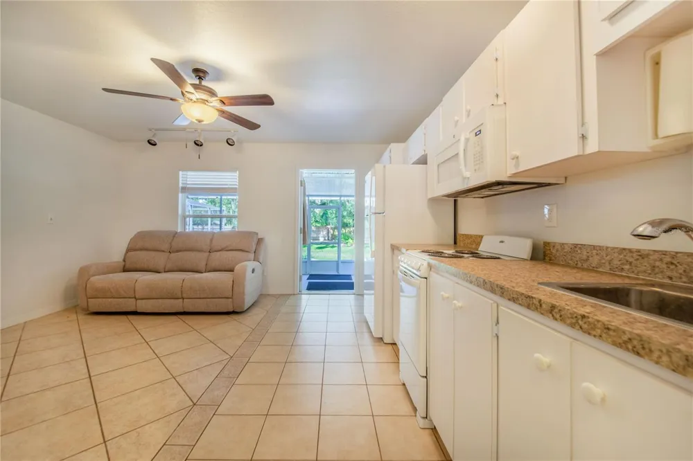 1407 LYNCHBURG ROAD Lake Alfred, FL 33850