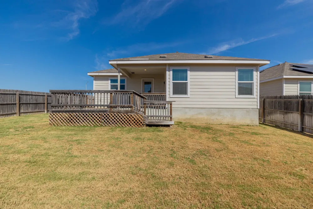 1949 Redstart New Braunfels, TX 78130
