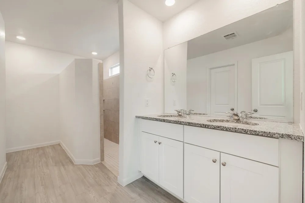 1949 Redstart New Braunfels, TX 78130