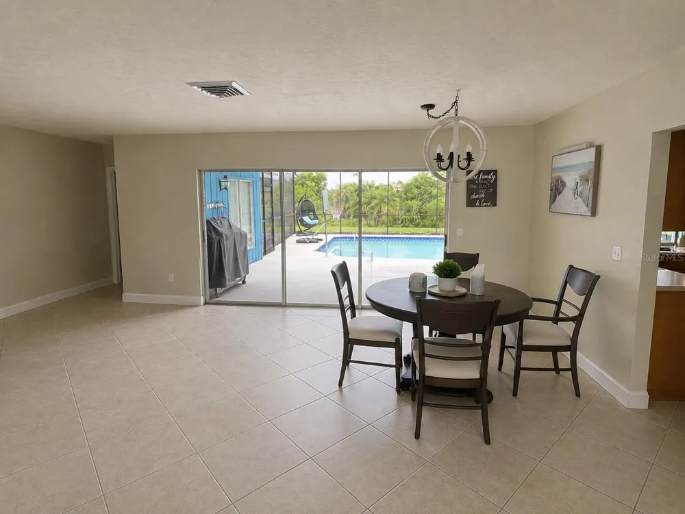 1009 INDIAN HILLS COURT Venice, FL 34293
