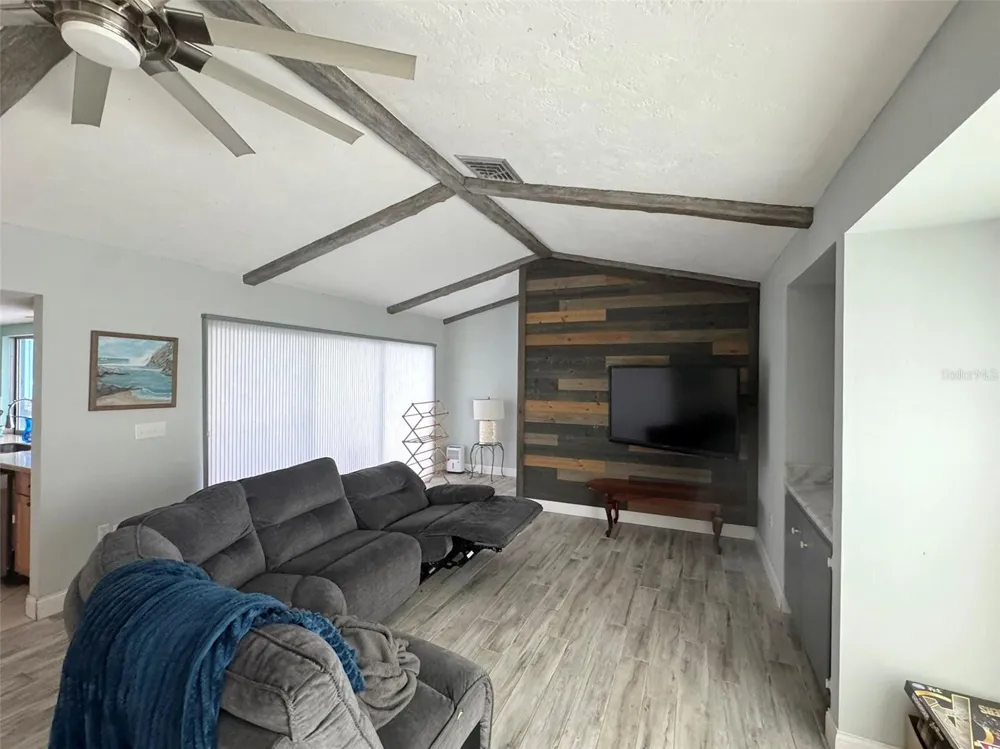 1009 INDIAN HILLS COURT Venice, FL 34293