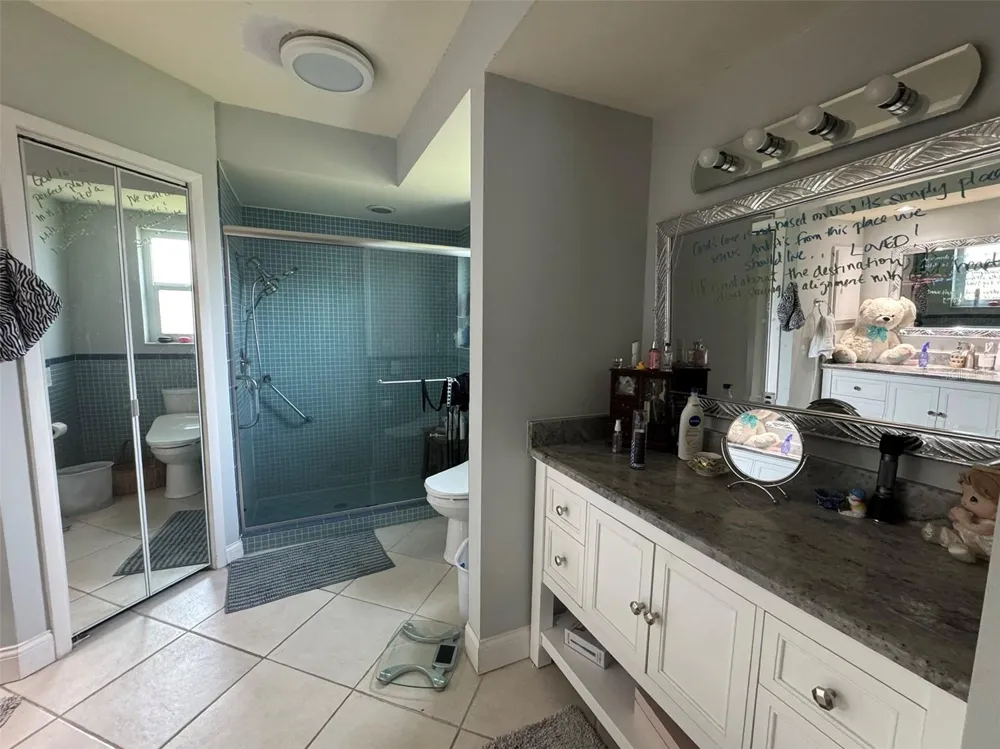 1009 INDIAN HILLS COURT Venice, FL 34293