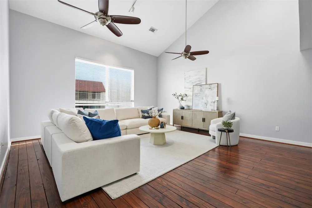 6138 Grand Boulevard Houston, TX 77021