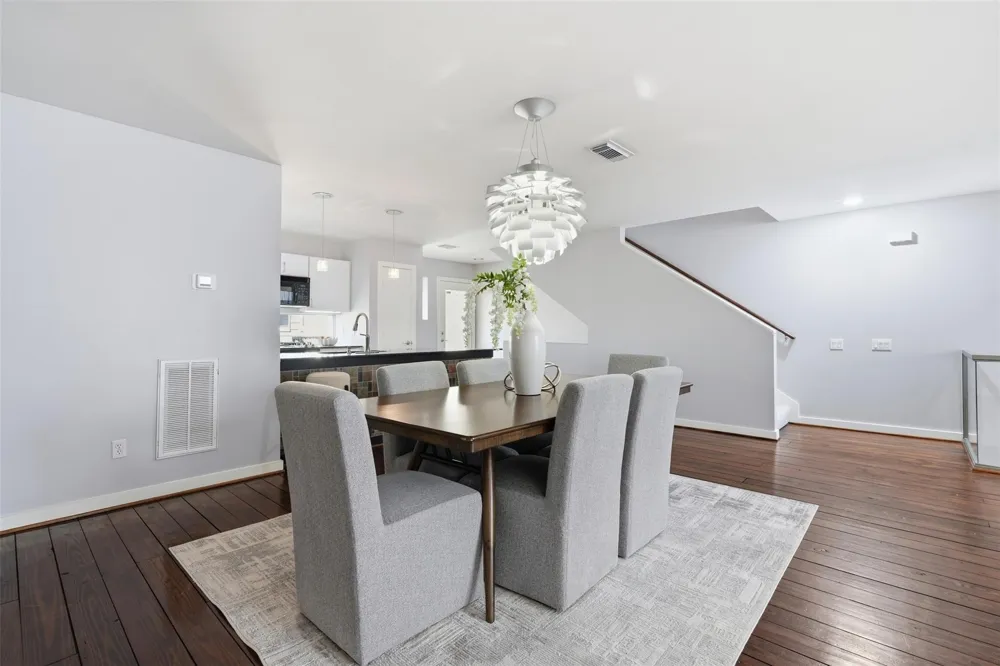 6138 Grand Boulevard Houston, TX 77021