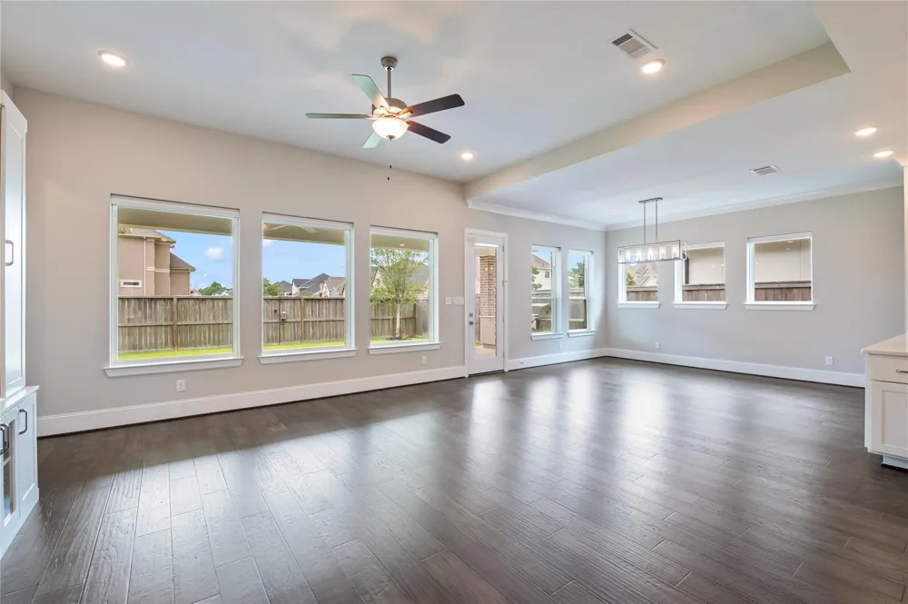 1912 Silver Point Court Friendswood, TX 77546