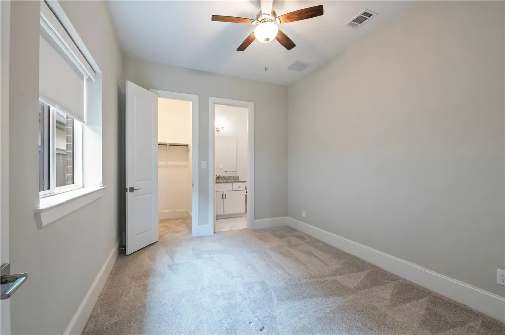 1912 Silver Point Court Friendswood, TX 77546