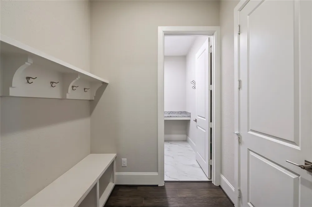 1912 Silver Point Court Friendswood, TX 77546