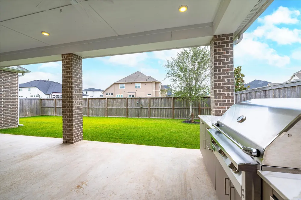 1912 Silver Point Court Friendswood, TX 77546