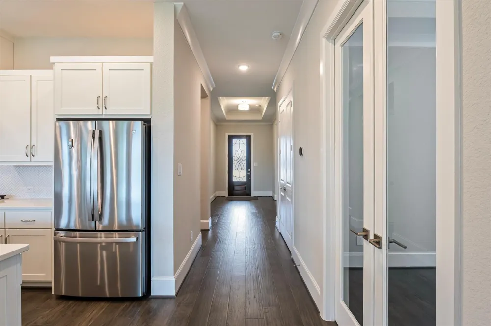 1912 Silver Point Court Friendswood, TX 77546