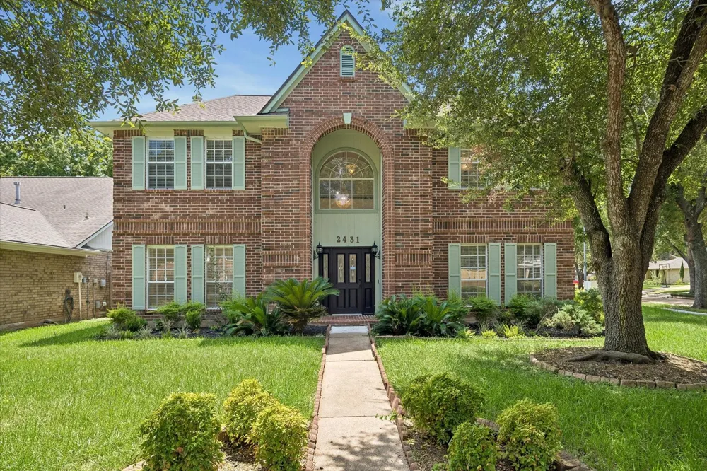 2431 Parkwood Lane Sugar Land, TX 77479