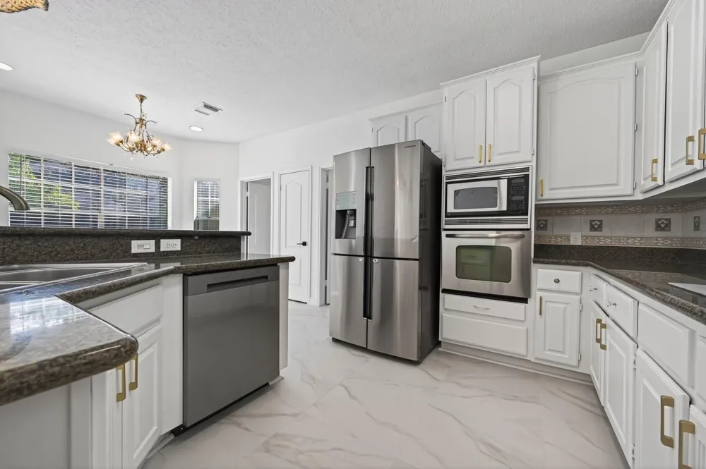2431 Parkwood Lane Sugar Land, TX 77479
