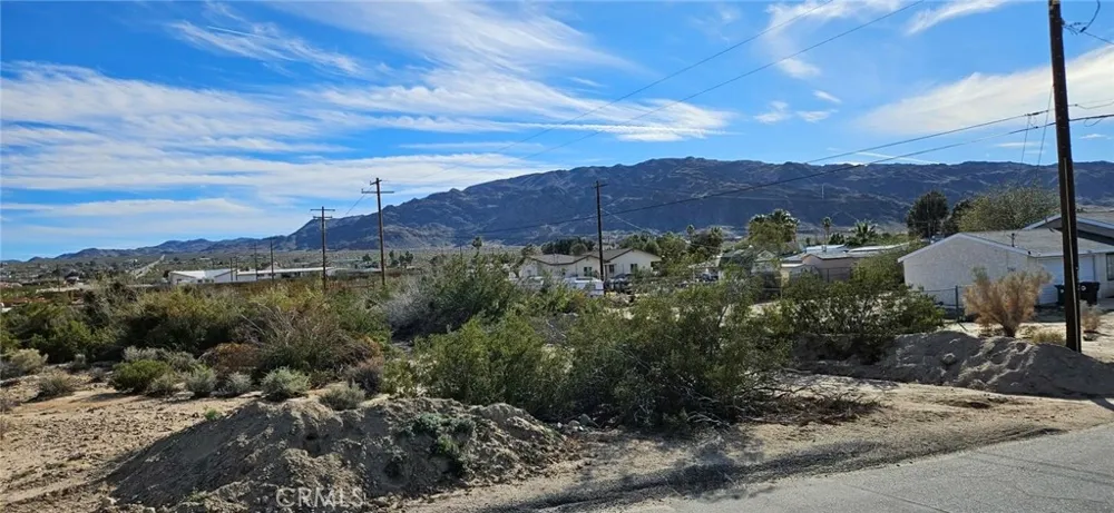 800 Utah Trl. 29 Palms, CA 92277