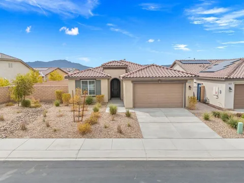 43835 Mezzelune Way