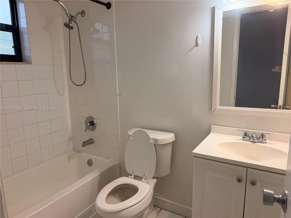 8145 NW 7th St #502 Miami, FL 33126
