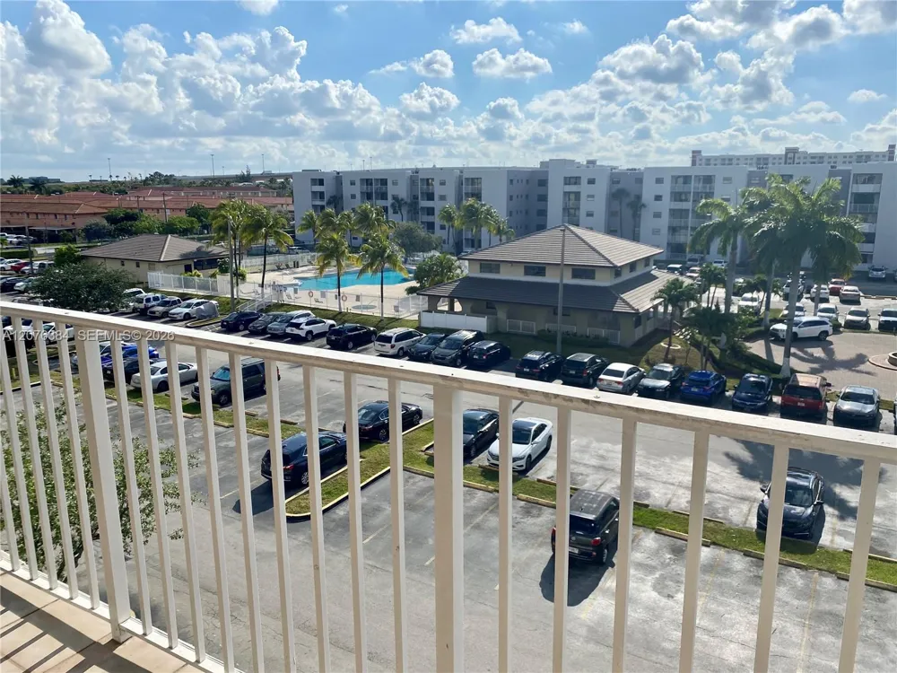 8145 NW 7th St #502 Miami, FL 33126