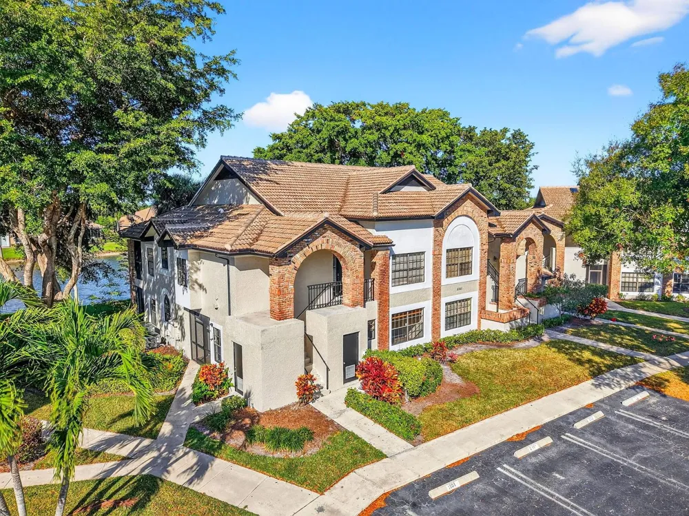 8065 Aberdeen Drive #101 Boynton Beach, FL 33472
