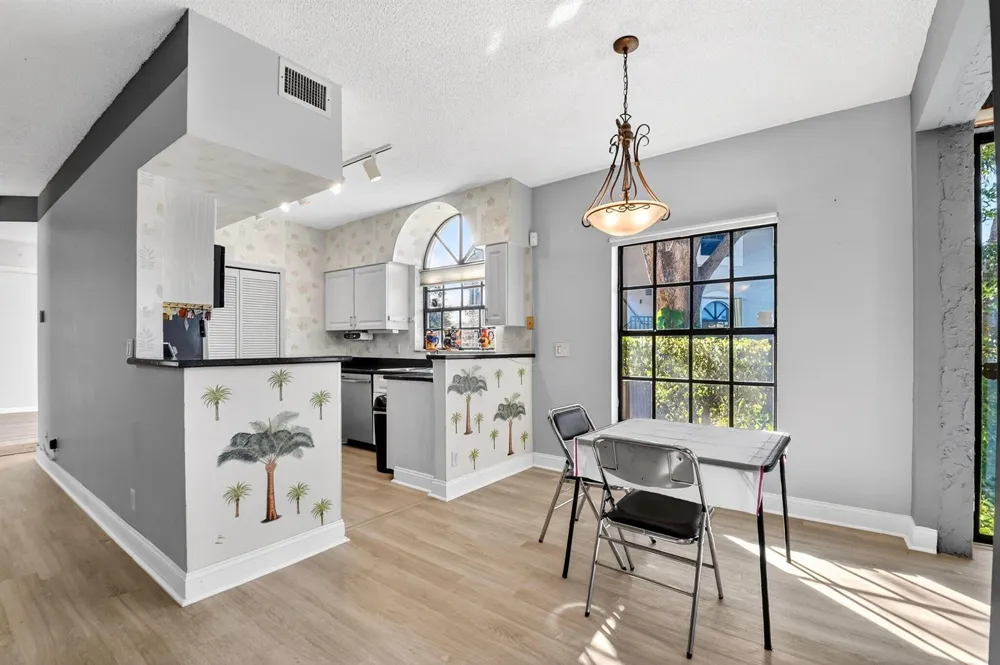 8065 Aberdeen Drive #101 Boynton Beach, FL 33472