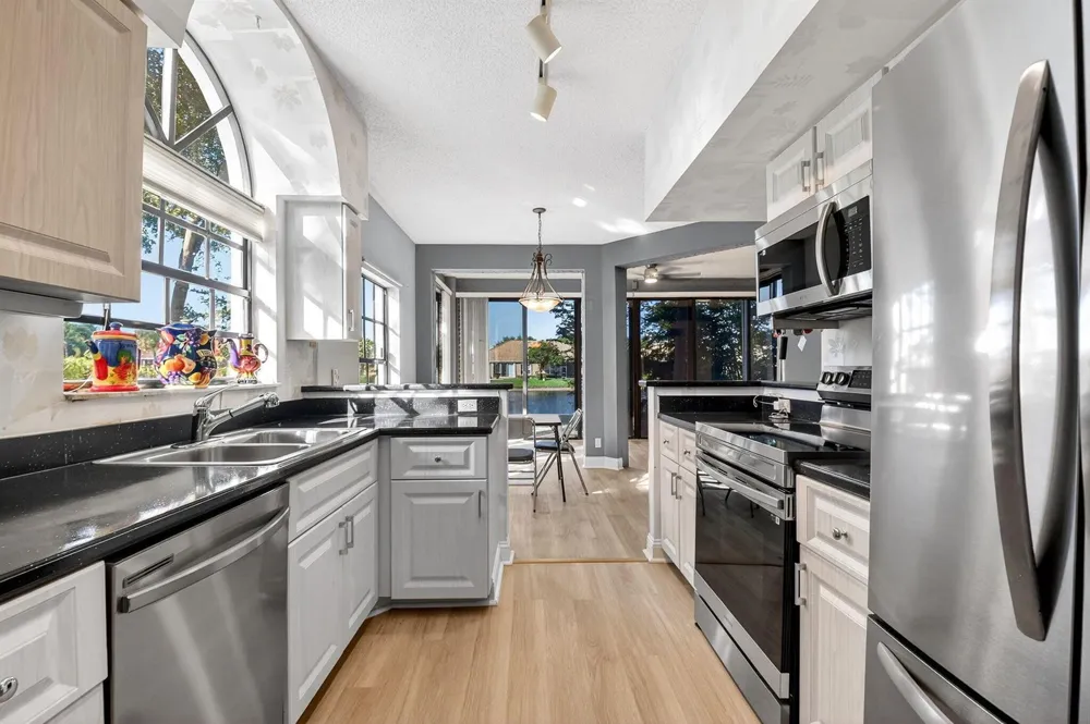 8065 Aberdeen Drive #101 Boynton Beach, FL 33472