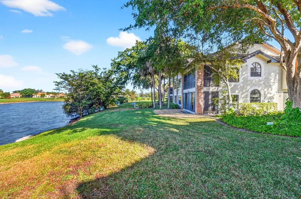 8065 Aberdeen Drive #101 Boynton Beach, FL 33472
