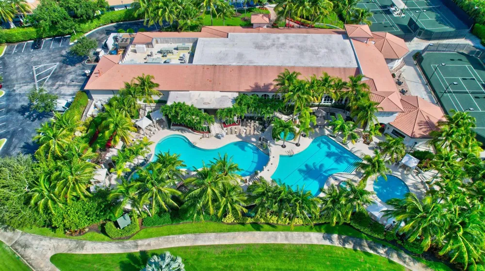 8065 Aberdeen Drive #101 Boynton Beach, FL 33472
