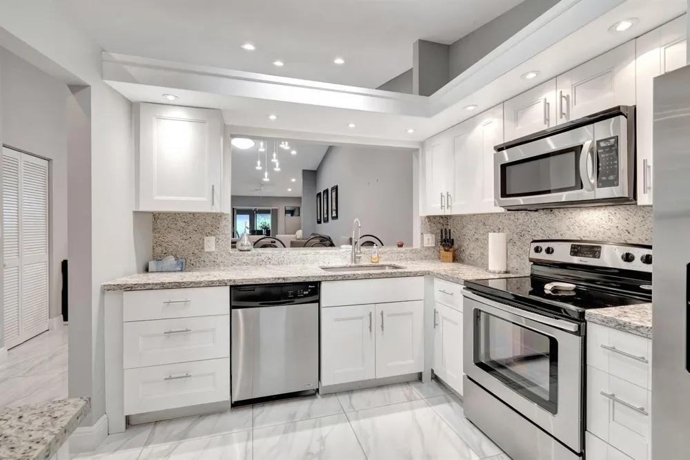 10927 DOLPHIN PALM COURT #A Boynton Beach, FL 33437
