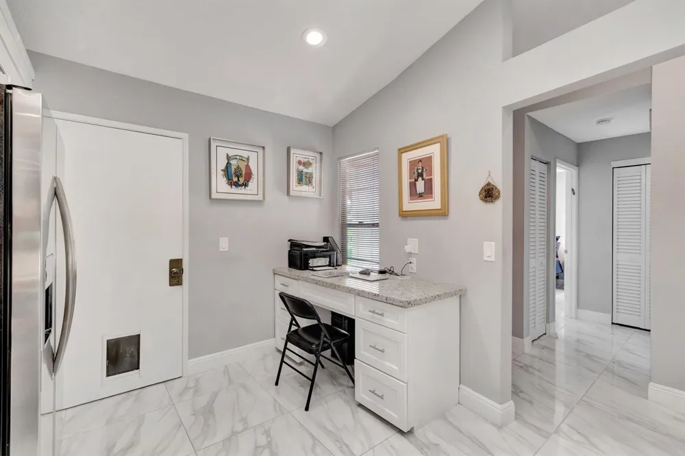 10927 DOLPHIN PALM COURT #A Boynton Beach, FL 33437