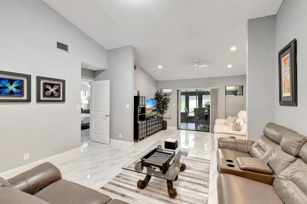 10927 DOLPHIN PALM COURT #A Boynton Beach, FL 33437