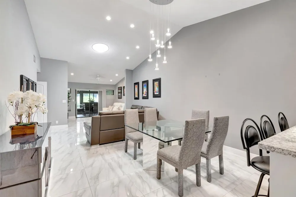 10927 DOLPHIN PALM COURT #A Boynton Beach, FL 33437