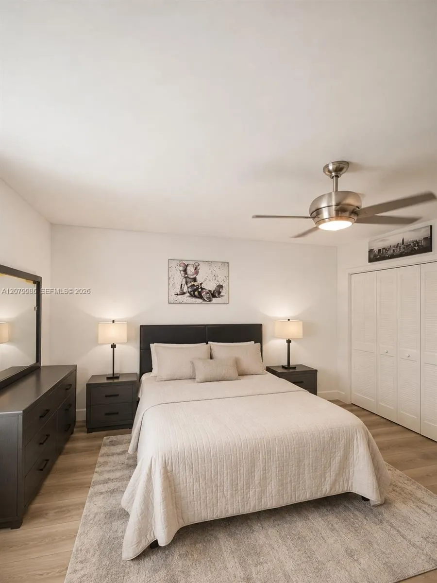 2421 NE 13th St Fort Lauderdale, FL 33304
