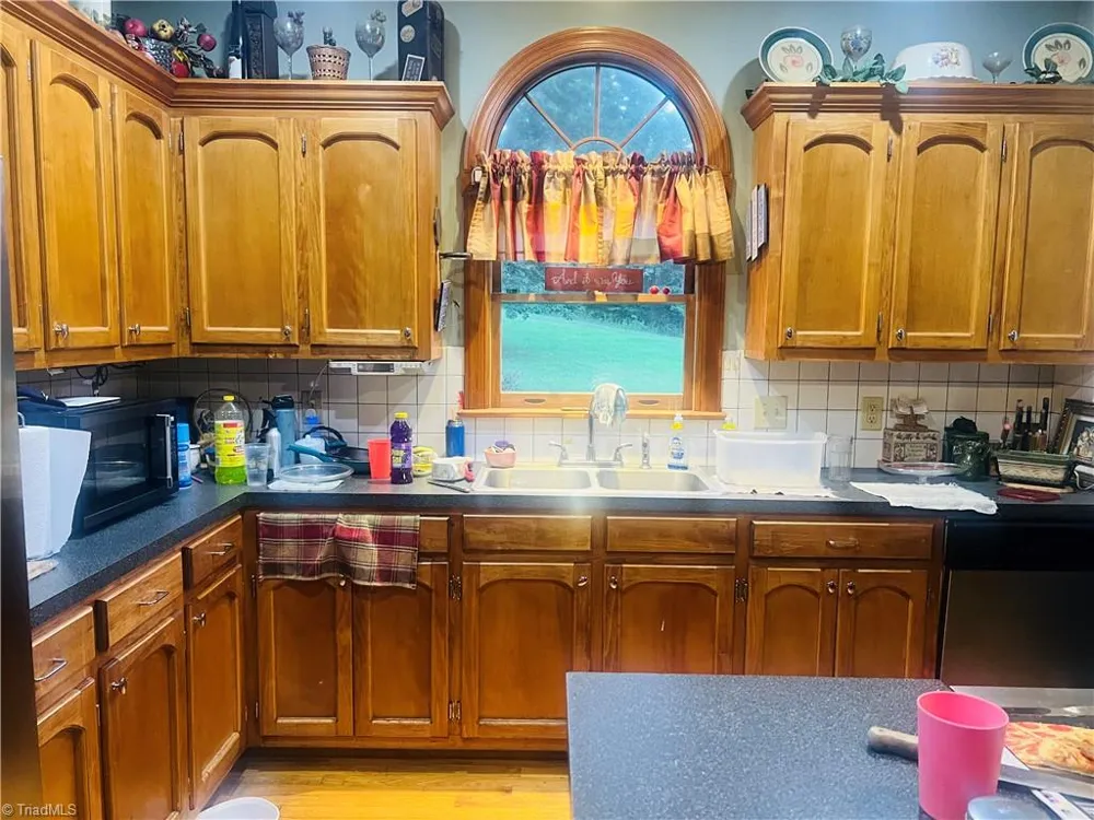 112 Ivy Hill Trail Mount Airy, NC 27030