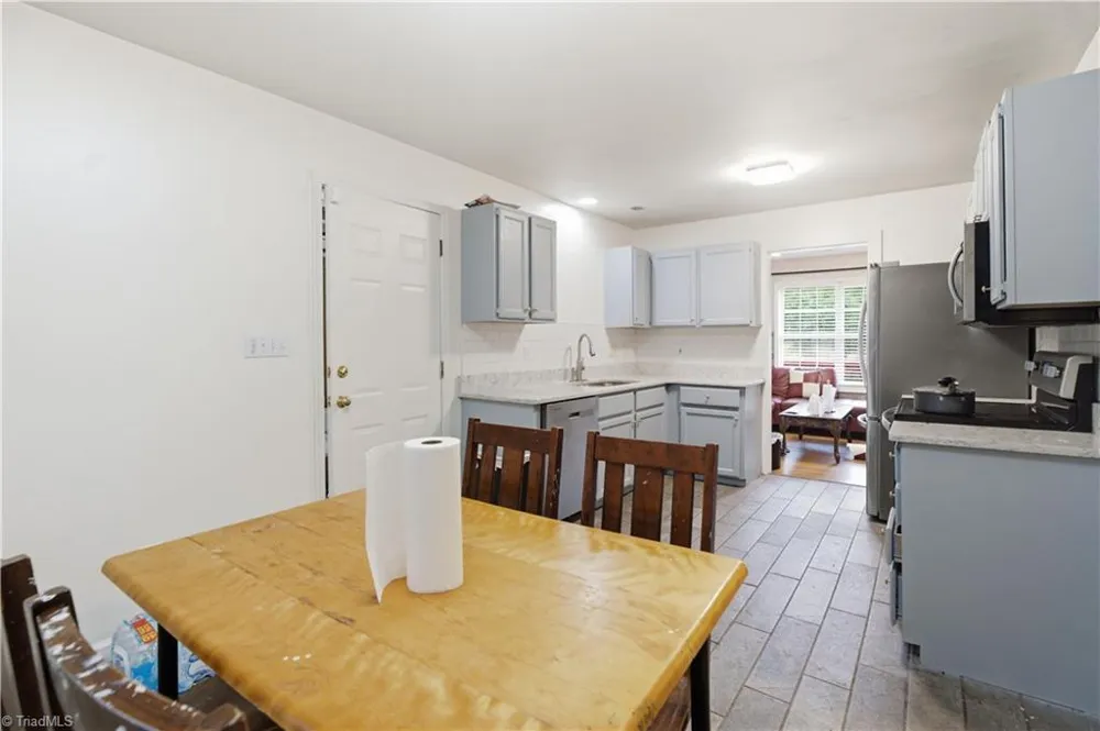 6783 Ironwood Circle Greensboro, NC 27410