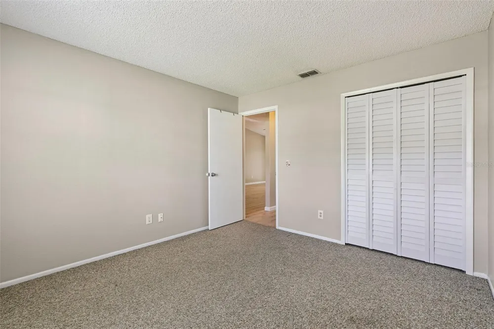 1052 BRIELLE AVENUE Oviedo, FL 32765