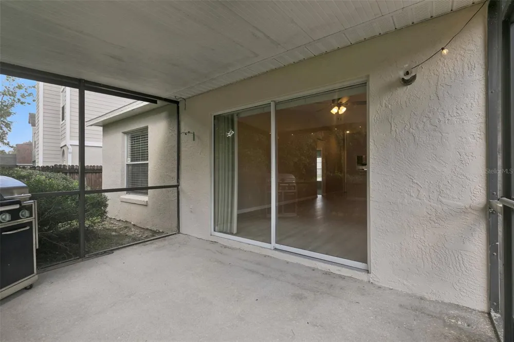 1052 BRIELLE AVENUE Oviedo, FL 32765