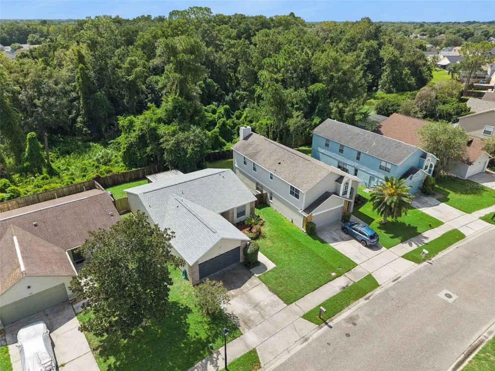 1052 BRIELLE AVENUE Oviedo, FL 32765
