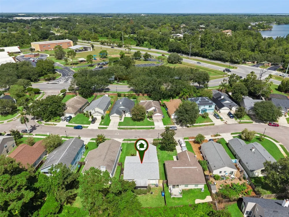 1052 BRIELLE AVENUE Oviedo, FL 32765