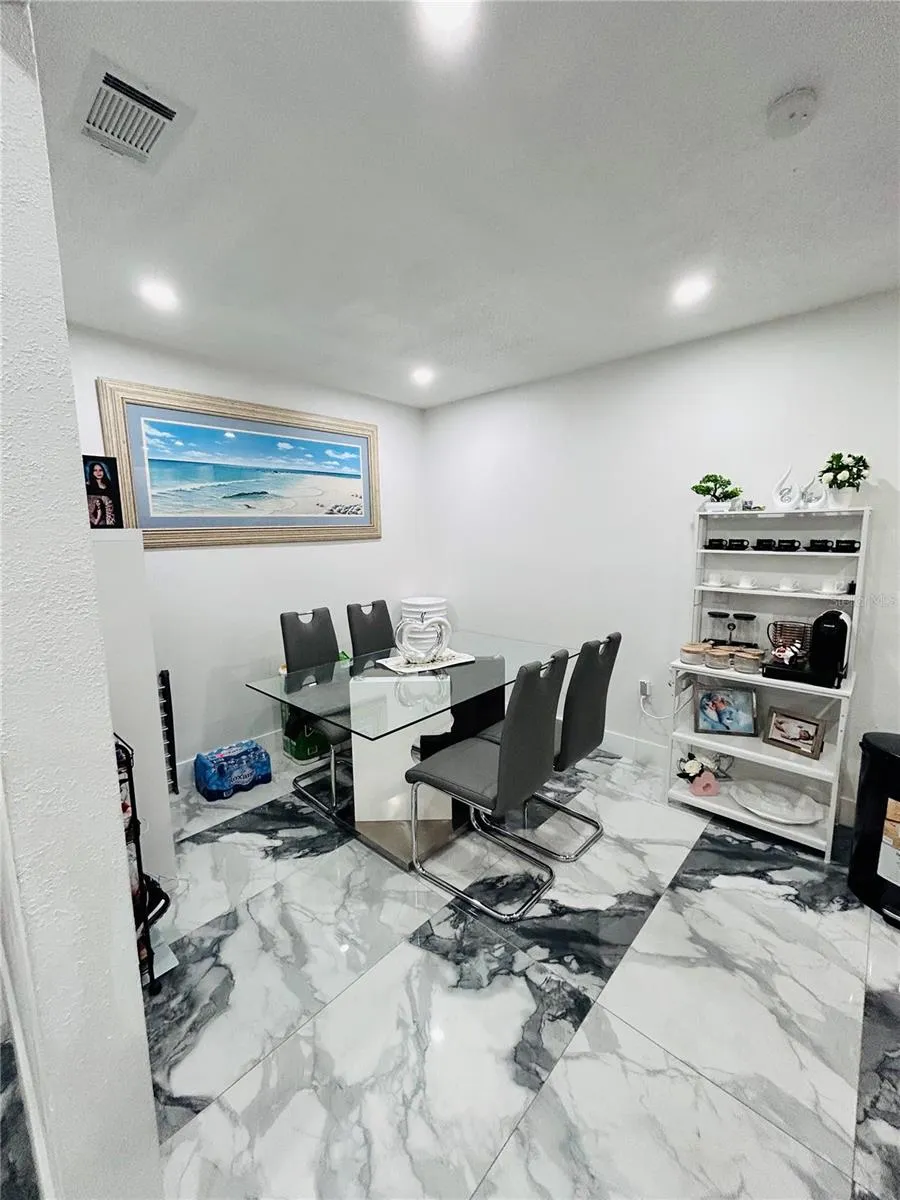 3414 E WILDER AVENUE Tampa, FL 33610