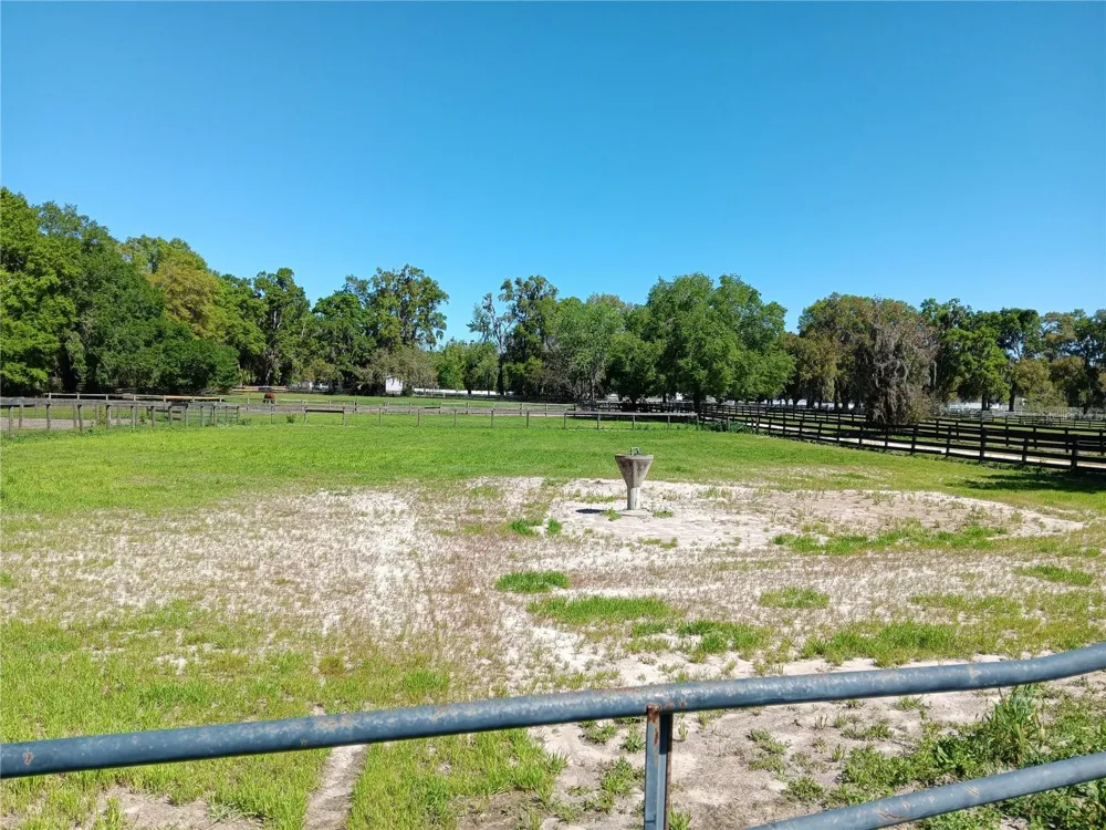 2630 NW 140TH STREET Citra, FL 32113