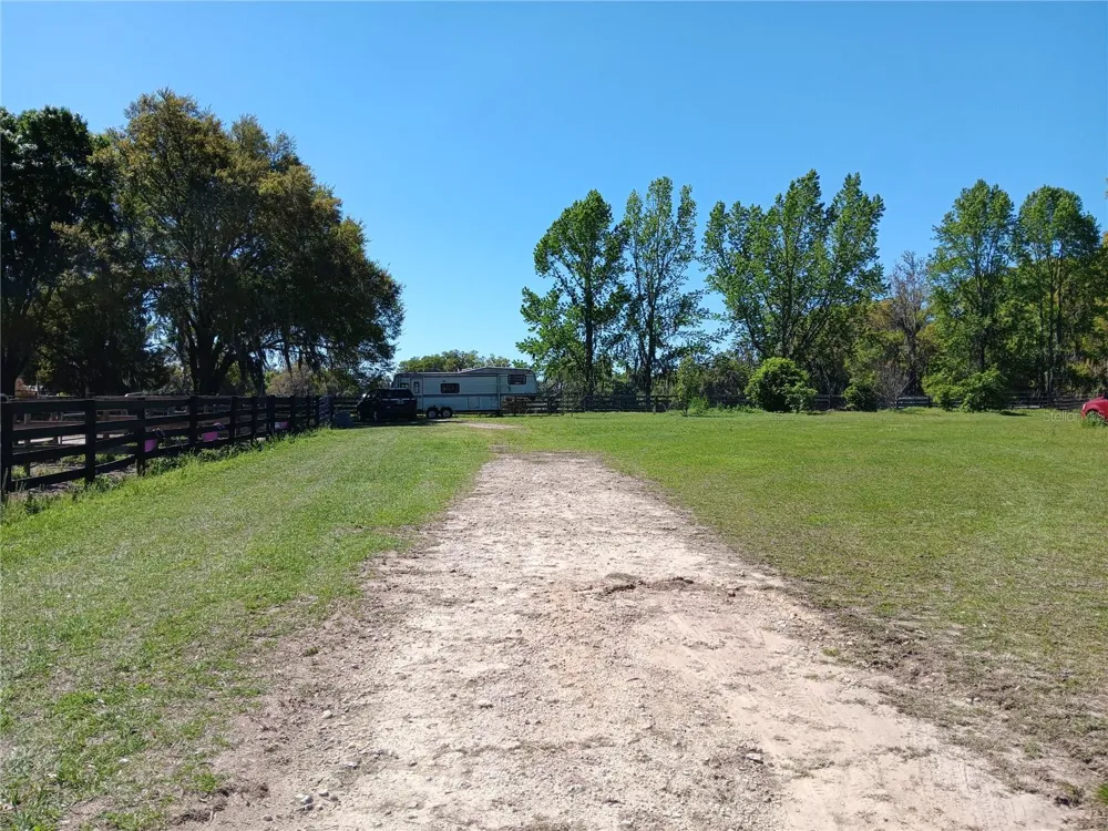 2630 NW 140TH STREET Citra, FL 32113