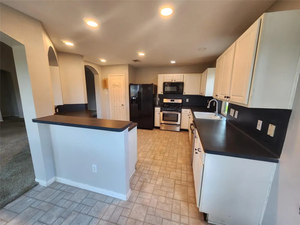 3118 Glen Cullen Lane Pearland, TX 77584