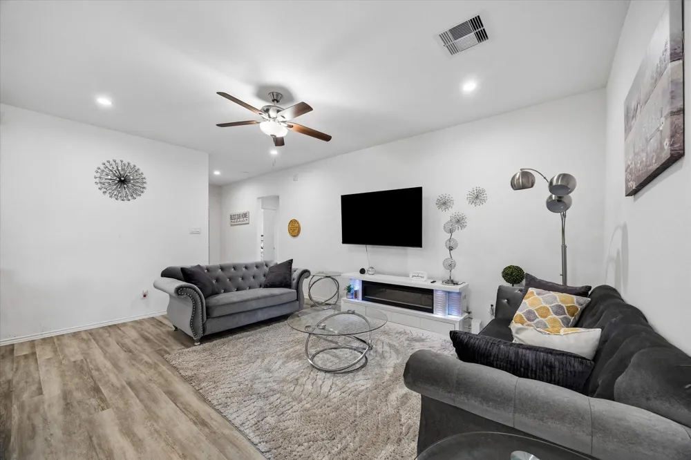 4231 Brinkworth Drive Fulshear, TX 77441
