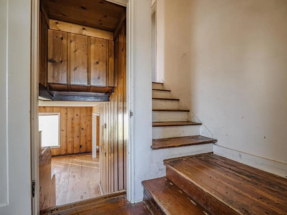 35 Sycamore Street Watsonville, CA 95076