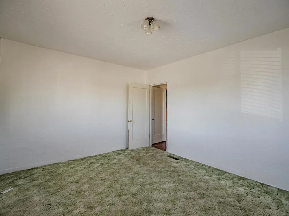 35 Sycamore Street Watsonville, CA 95076