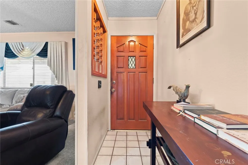 20971 Thunderbird Road Apple Valley, CA 92307